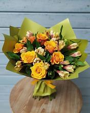 Букет цветов из:  Альстромерии и Розы в Горбатовке