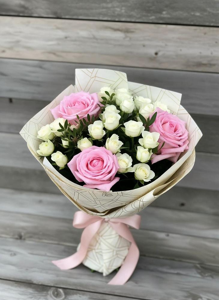 Букет цветов из: Розы в Горбатовке