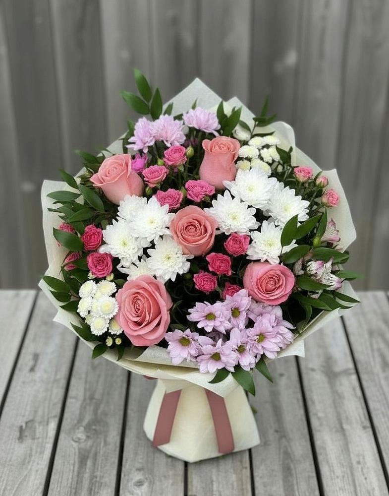 Букет цветов из: Альстромерии, Гвоздики, Розы и Хризантемы в Горбатовке