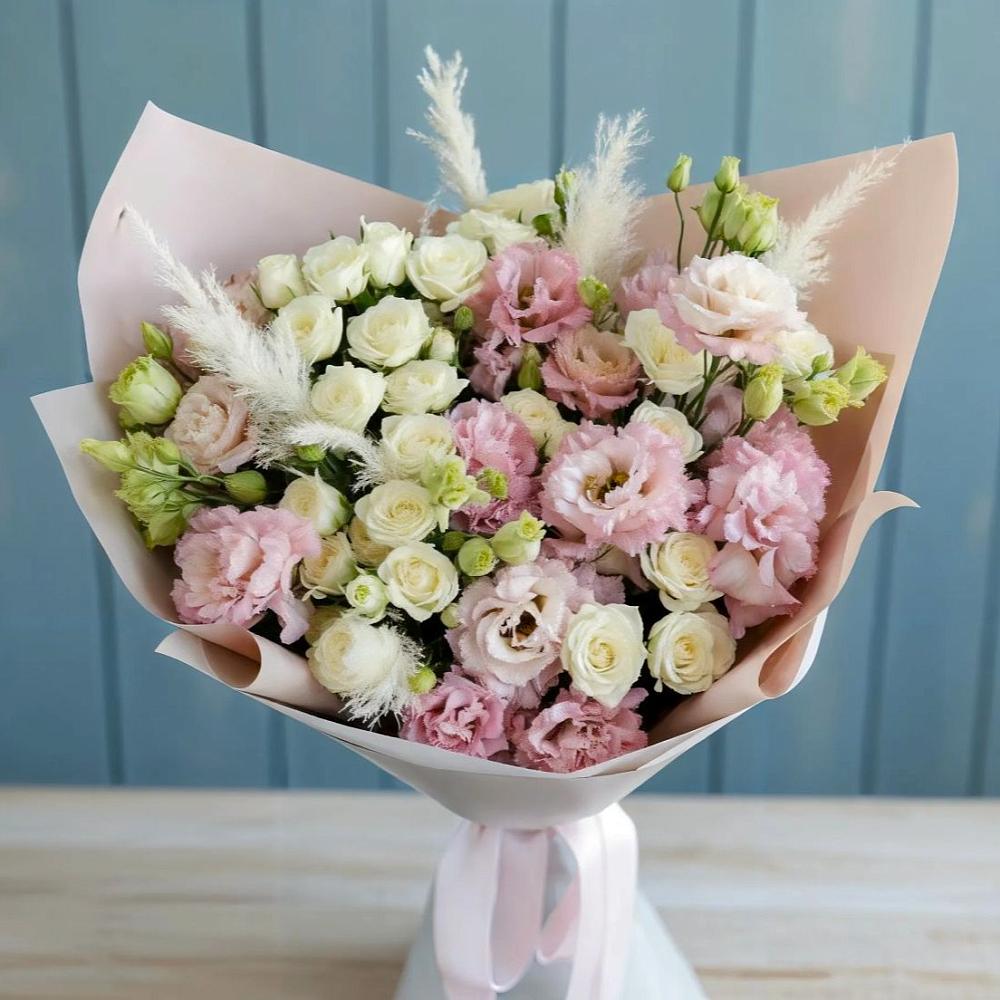 Букет цветов из: Альстромерии и Розы в Горбатовке