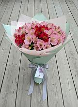 Букет цветов из:  Альстромерии #REPLACE_PRED# Горбатовке