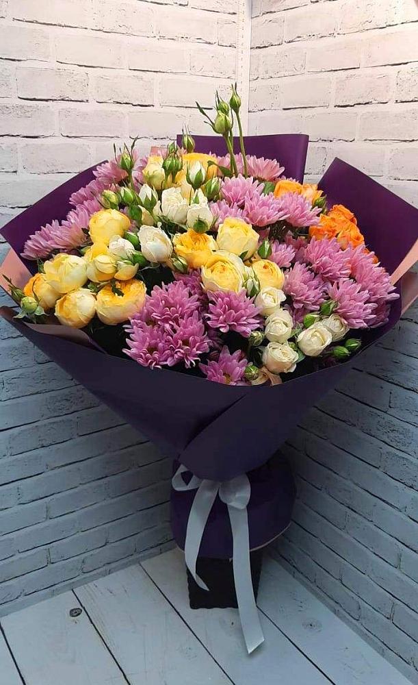 Букет цветов из: Хризантемы и Розы в Горбатовке