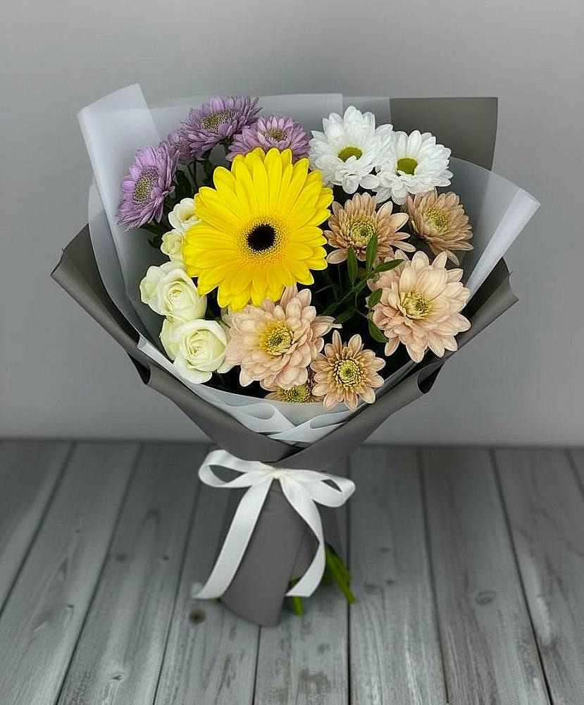 Букет цветов из: Розы, Герберы и Хризантемы в Горбатовке