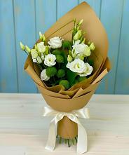 Букет цветов из:  Хризантемы и Лизиантусы #REPLACE_PRED# Горбатовке