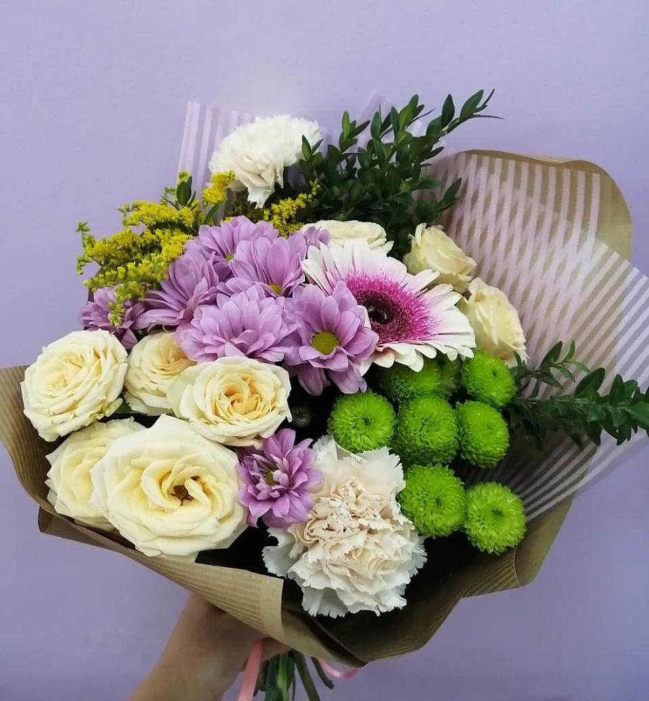 Букет цветов из: Хризантемы, Розы, Гвоздики и Герберы в Горбатовке