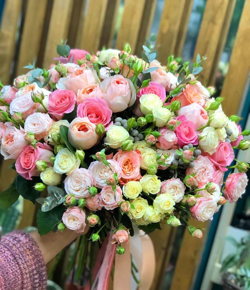 Букет цветов из: Розы в Горбатовке