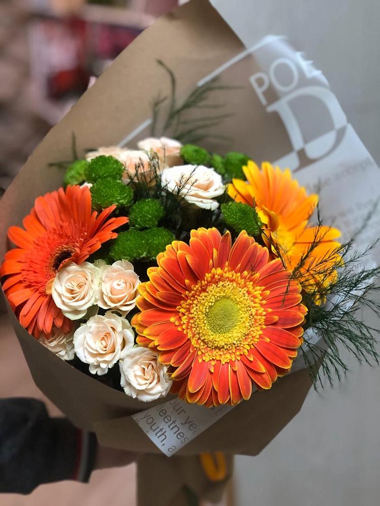 Букет цветов из: Герберы, Хризантемы и Розы в Горбатовке
